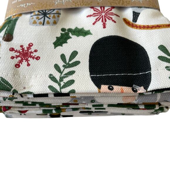 Envogue Christmas Nutcracker Dinner Napkins Set of 8 Holiday Cotton 20x20 NEW - Picture 13 of 13